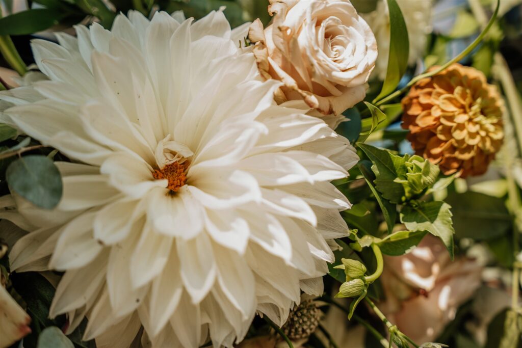 floral details during wedding at pinewood