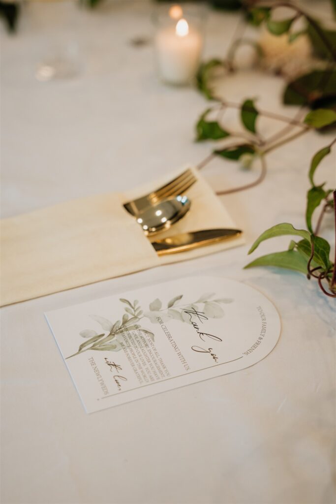 floral details during wedding at pinewood